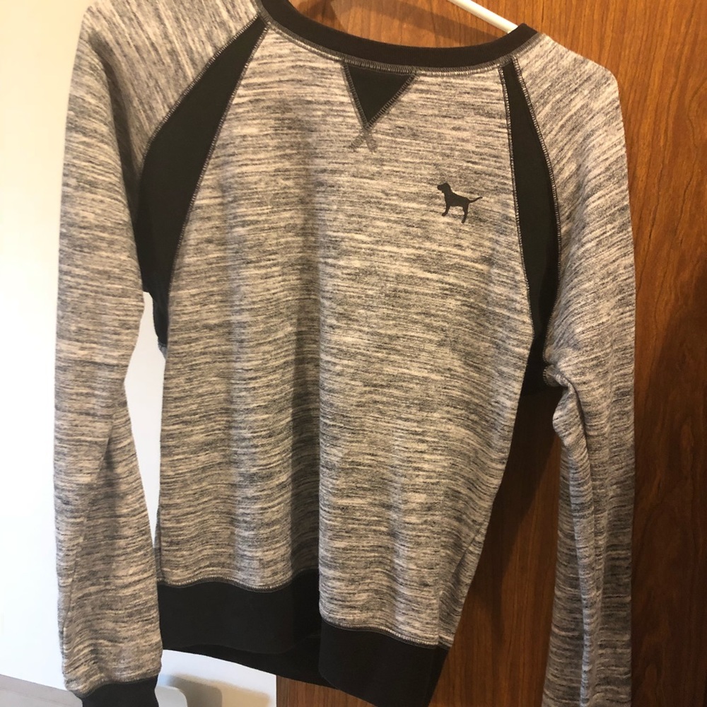 xs VS sweatshirt